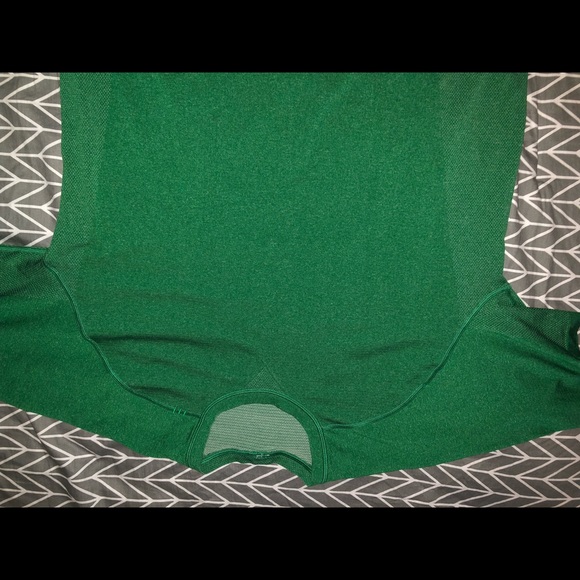 Lululemon Metal Vent T-Shirt Green Tee - Picture 8 of 10
